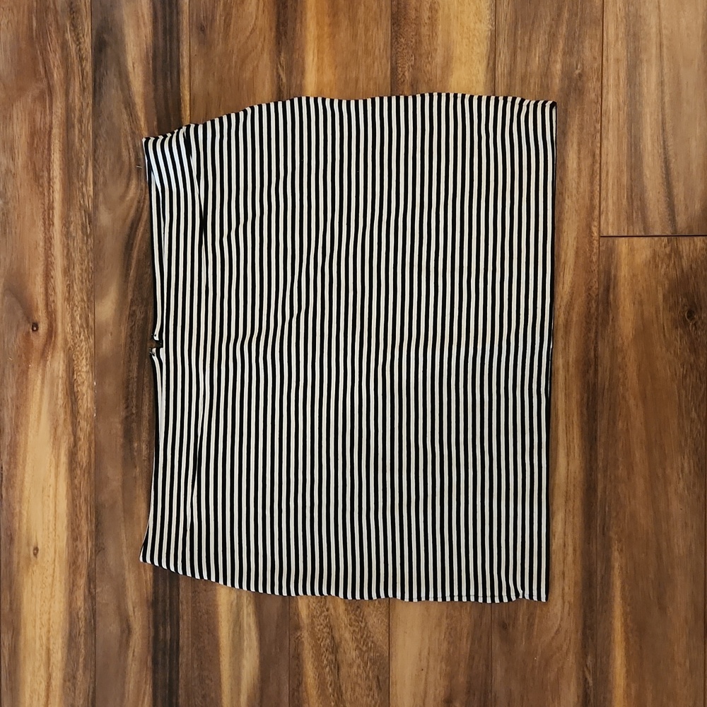 Striped mini skirt